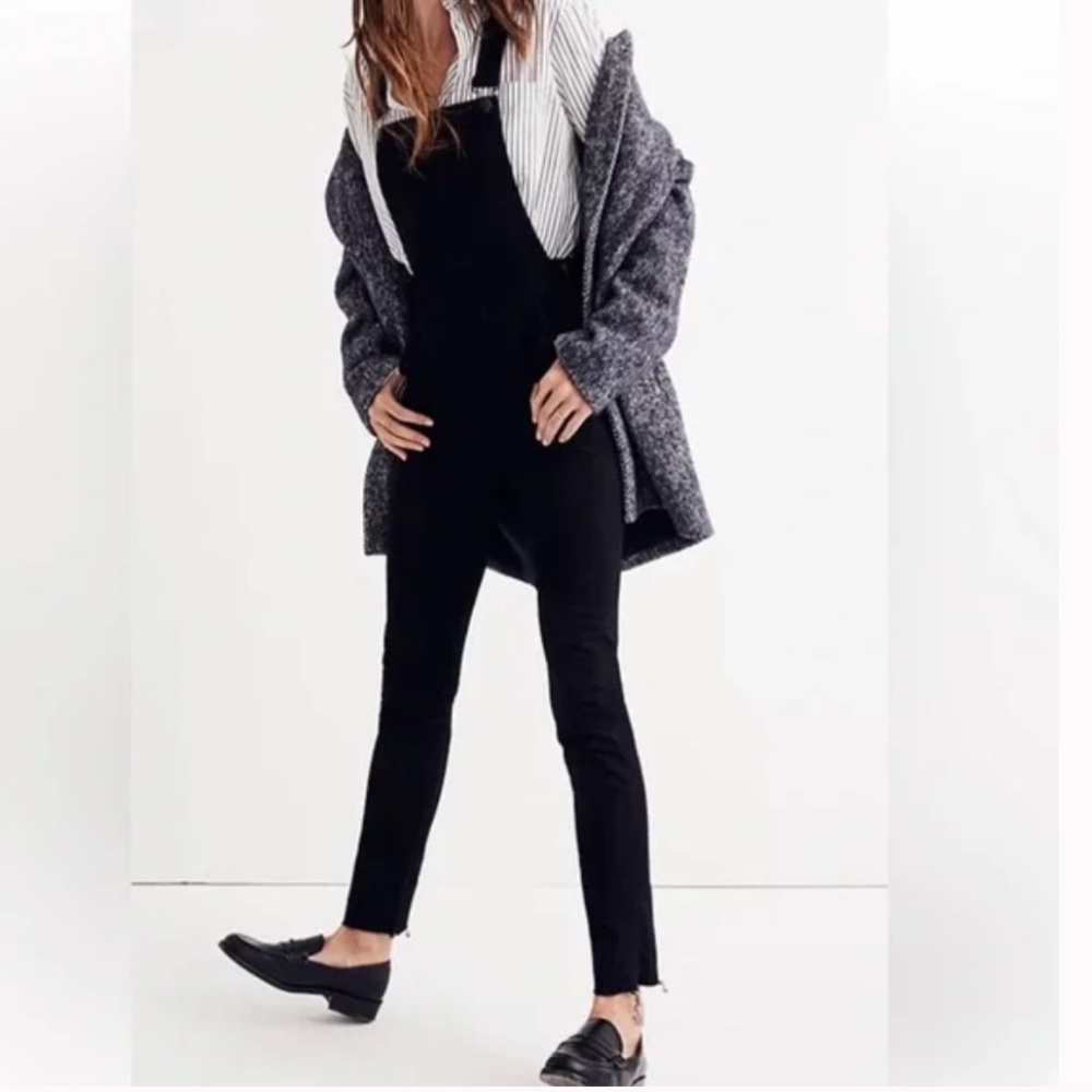 MADEWELL BLACK SKINNY RAW HEM OVERALLS